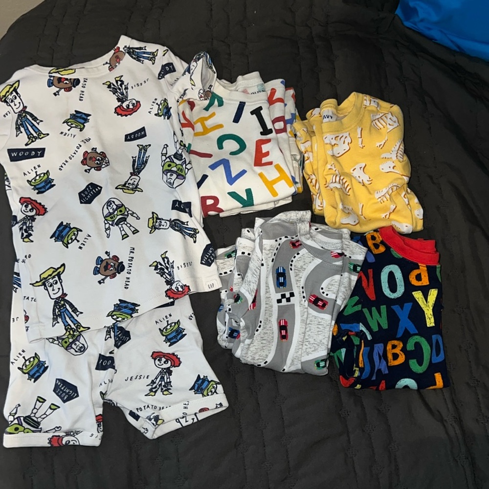 Boys 5/5t pajamas